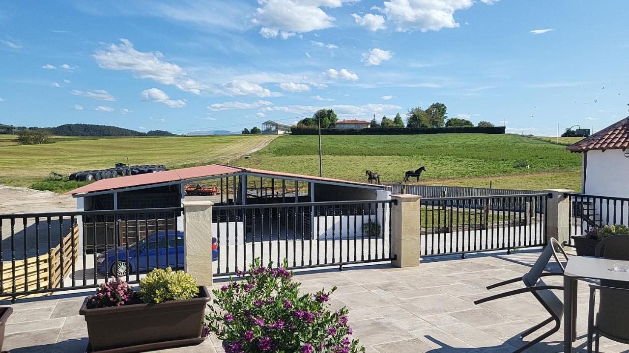 Pura Agro Vida Apartment Галисано Екстериор снимка